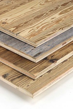 Dreischichtplatten aus original Altholz gehackt